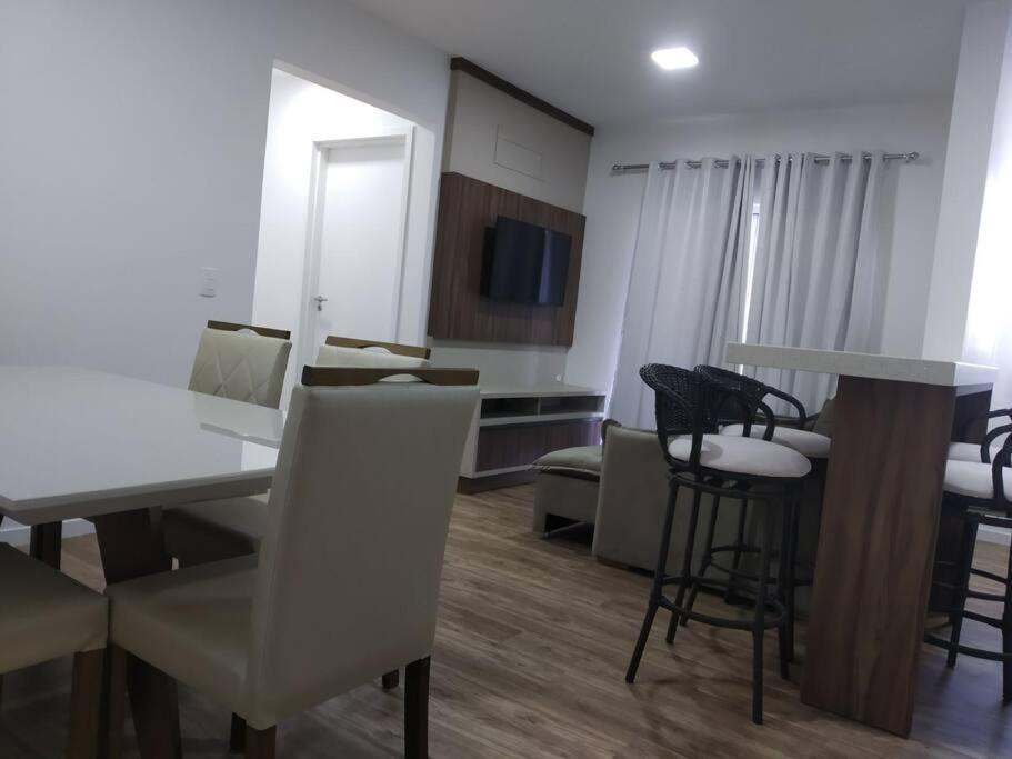 Apartamento Praia Balneario Picarras -Beto Carrero Apartment Bagian luar foto